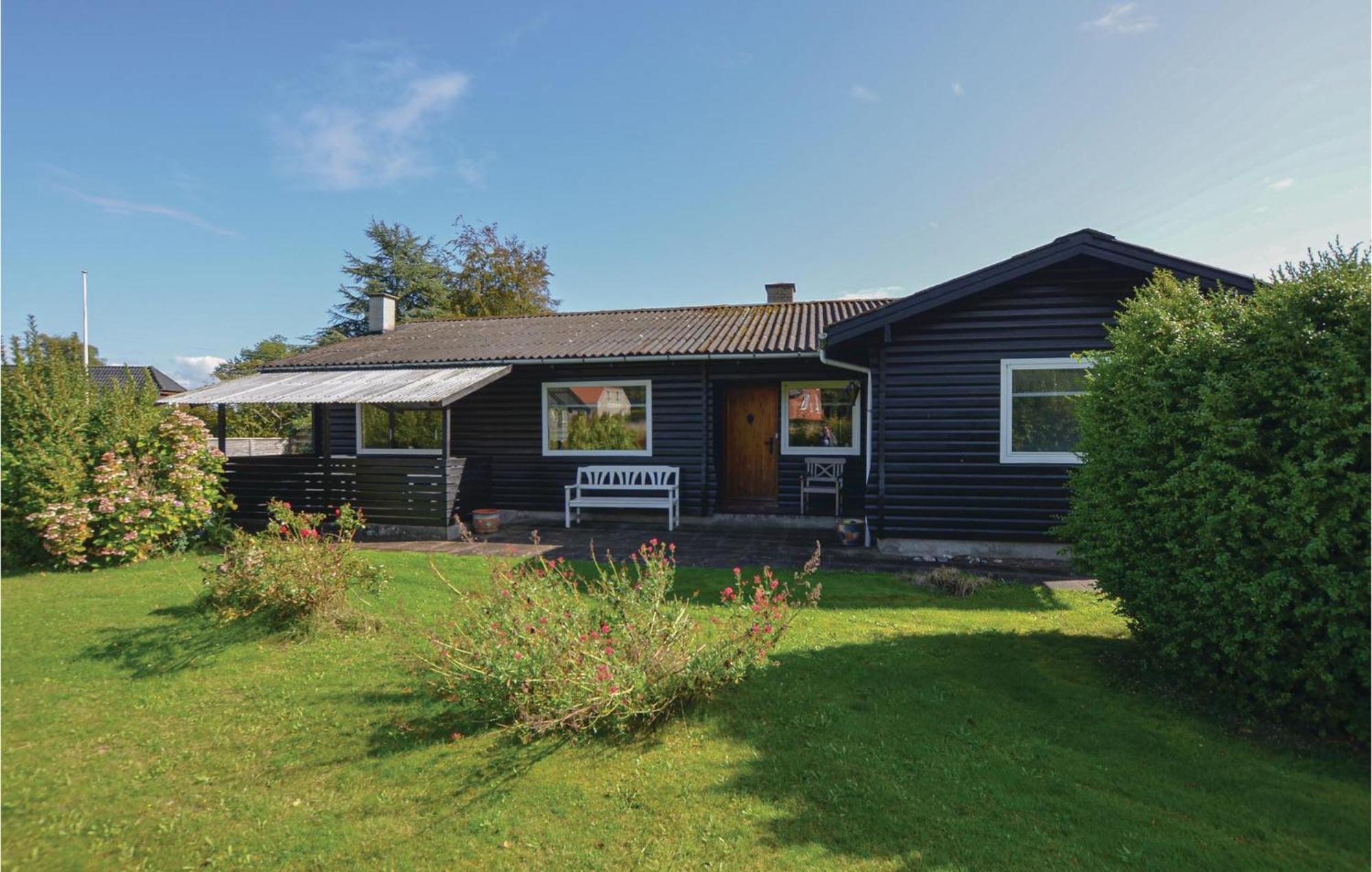 Stunning Home In Augustenborg With Kitchen Exterior photo